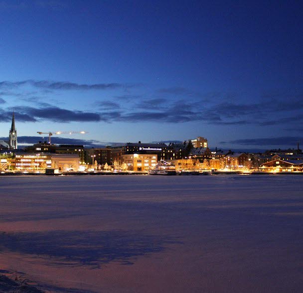 Skyline av Luleå på vintern