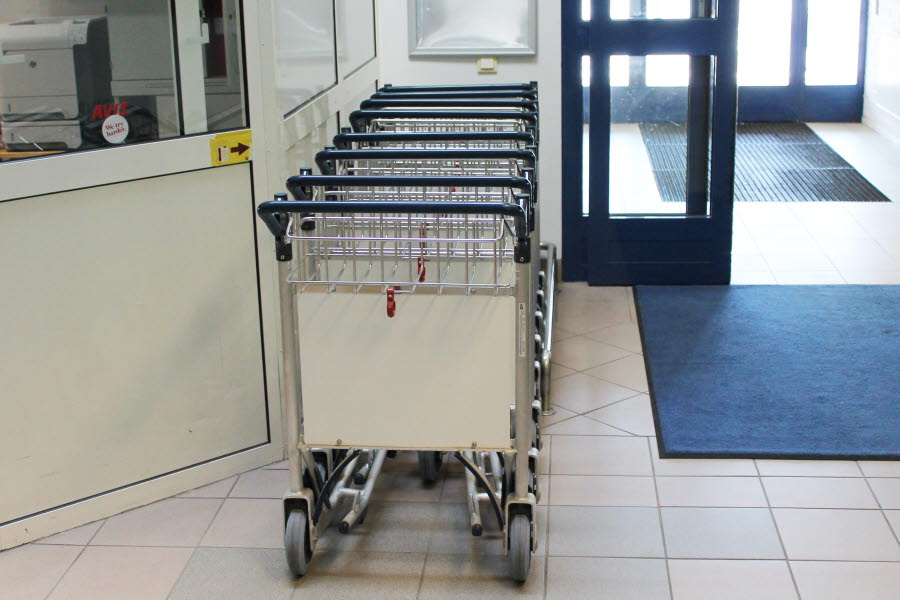 Bagage trolleys