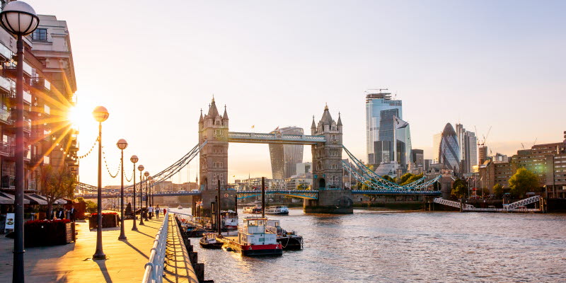 London med Tower Bridge