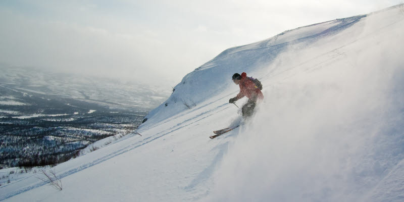 Off-piste skiing in northern Sweden. Nuolja, Abisko, Lappland, Sweden.