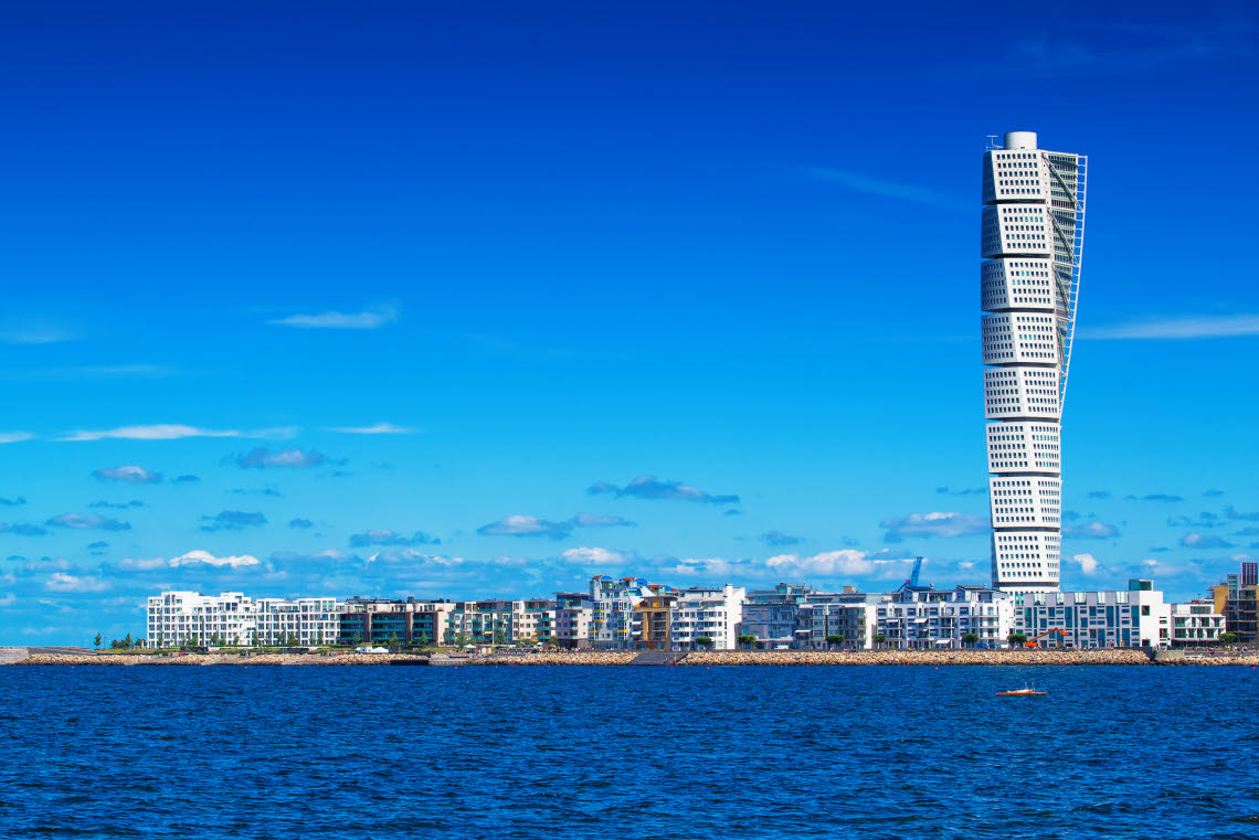 Turning torso vid havet i Malmö