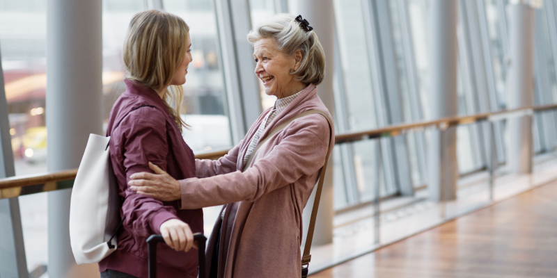 Two women meeting in SkyCity Arlanda