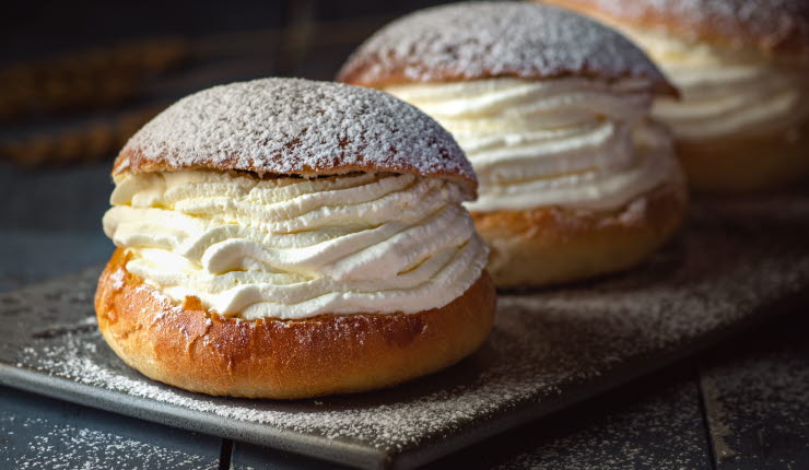 Three semla pastries.